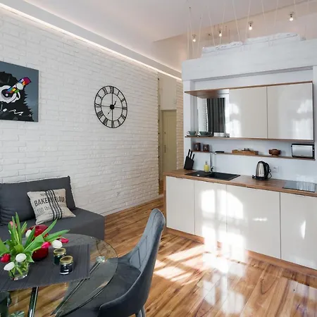 Something Luxury Near The Station